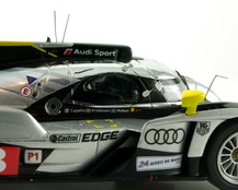 Audi R18 TDI n°3 - 24 Heures du Mans 2011 - détails côté