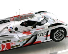 Audi R18 TDI n°2 - 24 Heures du Mans 2013 - détails côté