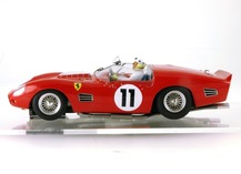 Ferrari TR 61 n°11 Le Mans 1961 - profil gauche