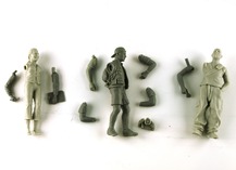 Set of 3 figurines, details of parts