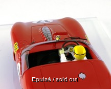 Ferrari 250 TR 61 n°17 Le Mans 1961 - cockpit