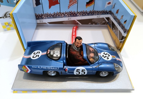 Mini-voitures au 1/18ème