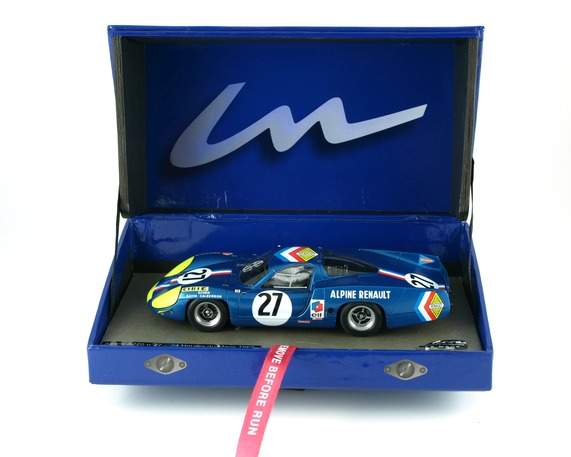 Alpine Renault A220 #27, packaging