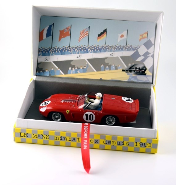 Ferrari 250 TR61 n°10 Winner