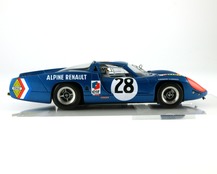 Alpine Renault A220 n°28, profil droit