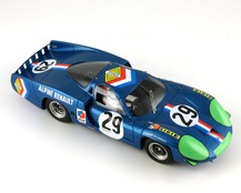 Alpine Renault A220 n°29, 3/4 avant droit