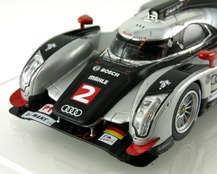 Audi R18 TDI n°2 - 24 Heures du Mans 2011 - capot avant