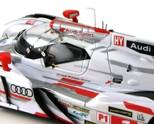 Audi R18 TDI n°2 - 24 Heures du Mans 2013 - chrome-plated roof