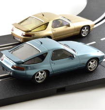 Porsche 928 - Light blue