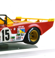 Ferrari 312PB n°15 pilotée par Jacky Ickx