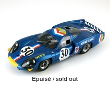 Alpine Renault A220 n°30, 3/4 avant gauche