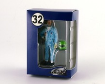 Henri Pescarolo 1/32 packaging 