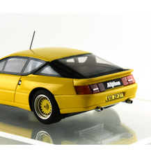 Alpine A610 jaune 