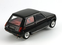 Global view 2 Renault 5 Alpine black